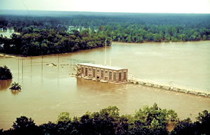 Lake Worth Dam Failure 7/94. Photo courtesy of USGS.