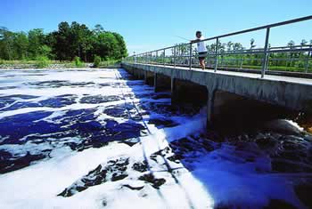 One of the sill's concrete water control structures. Photo by Richard T. Bryant. Email richard_t_bryant@mindspring.com