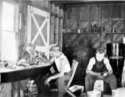 Figure 3. View of U.S. Bureau of Fisheries laboratory at North La Crosse, Wisconsin (from Lefevre and Curtis, 1912). This photograph was probably taken in 1908.